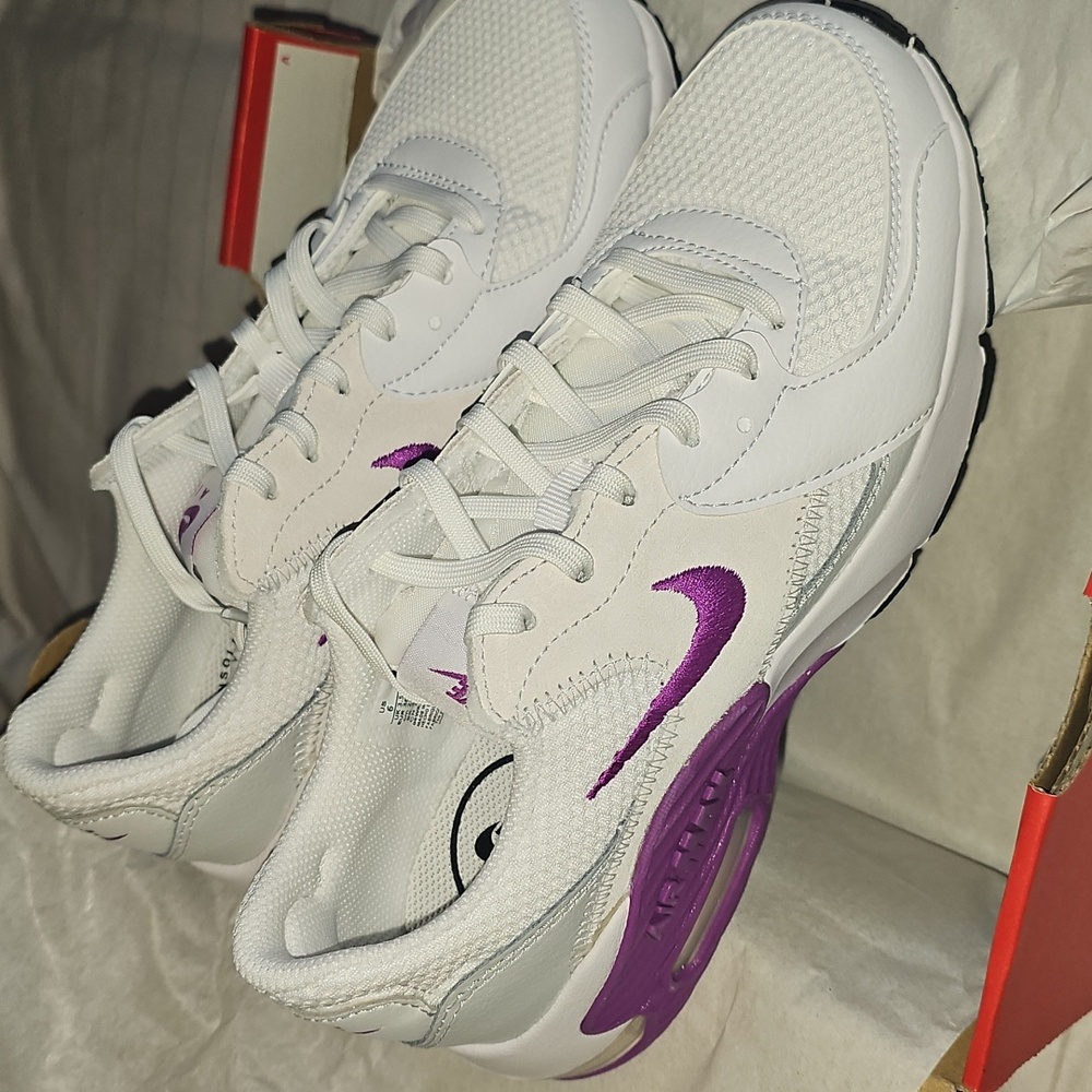 Nike Air Max- Womans Size 6